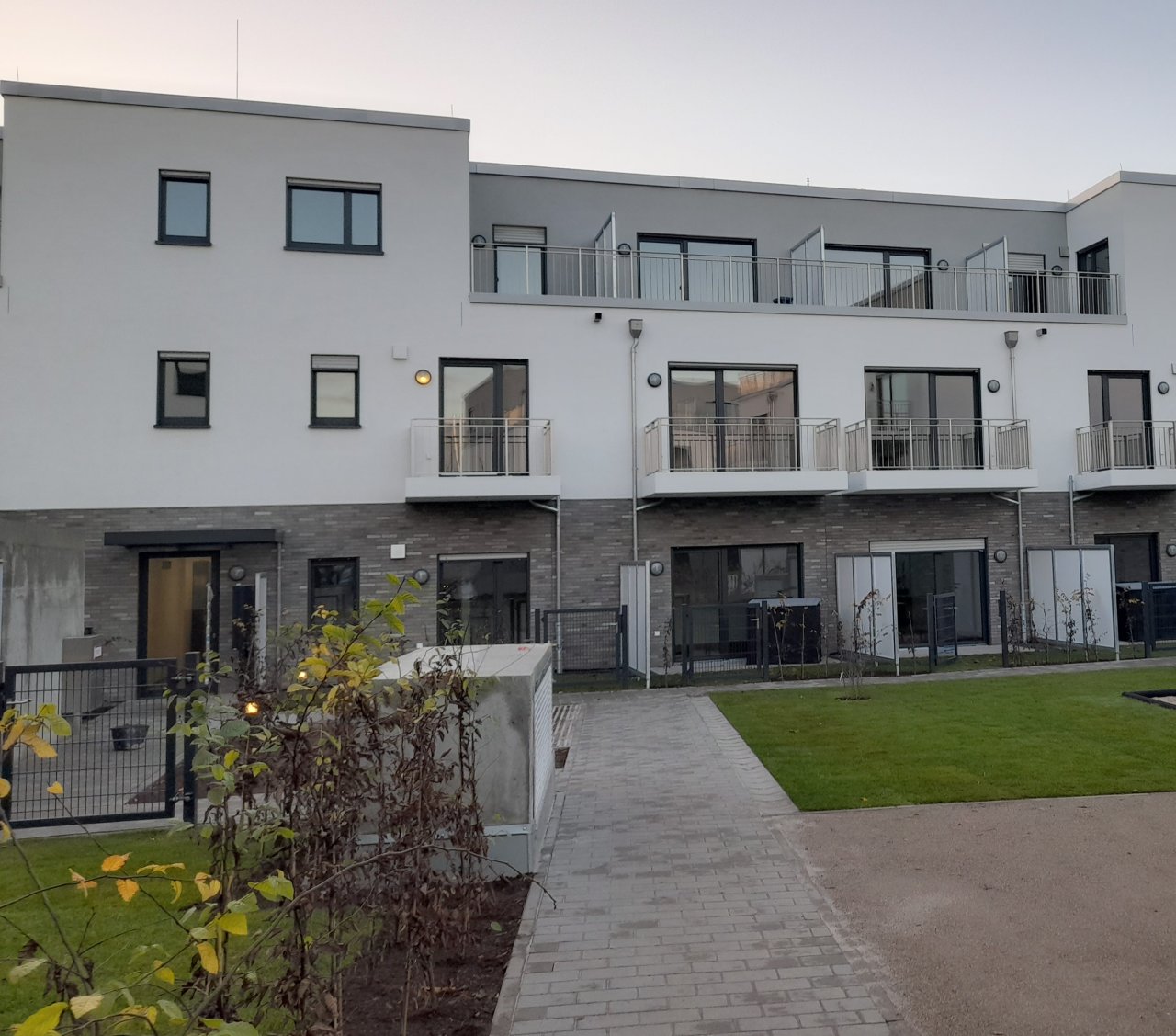 Bad Nauheim: 3 Zimmer Whg. ca. 67,9m² und Balkon 